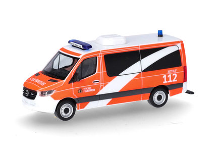 Berliner Feuerwehr Mercedes Benz Sprinter 18 bus flat roof (Herpa 1:87)